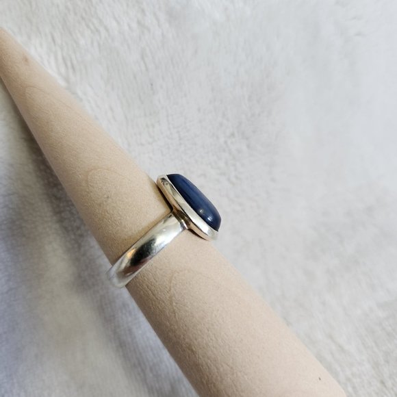 Sterling Silver and Blue Kyanite Ring Size 7 - Picture 3 of 6
